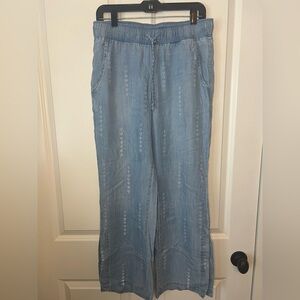 Cloth & Stone Light Denim Flare Jeans